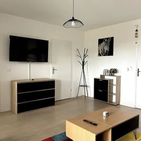 Apartment La Royaute A 22 Min De Disneyland Et Center Parcs