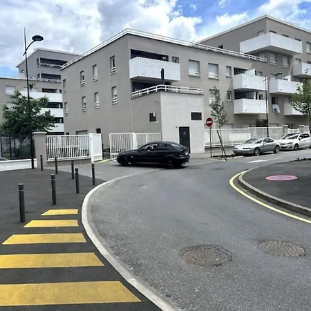 La Royaute A 22 Min De Disneyland Et Center Parcs Apartamento