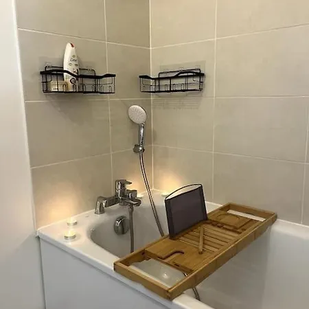 Apartment La Royaute A 22 Min De Disneyland Et Center Parcs