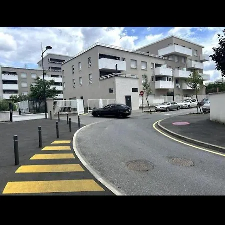 Apartment La Royaute A 22 Min De Disneyland Et Center Parcs *